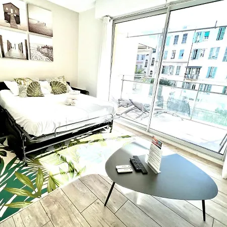 Aparthotel Riviera - Superbe Studio Avec Terrasse Coeur Centre Ville De Nice - Terrasse Jardin Pastorelli 2 Apartment *