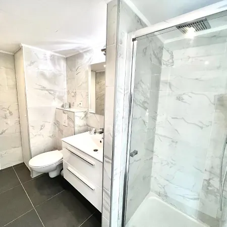 Aparthotel Riviera - Superbe Studio Avec Terrasse Coeur Centre Ville De Nice - Terrasse Jardin Pastorelli 2 *
