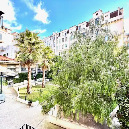 Aparthotel Riviera - Superbe Studio Avec Terrasse Coeur Centre Ville De Nice - Terrasse Jardin Pastorelli 2 *